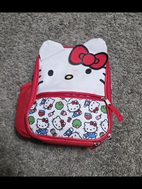 Hello Kitty White & Red Kids Lunch Bag with Character Print
